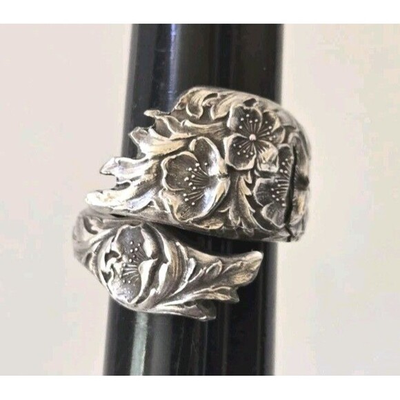 Vintage 1881 Rogers A1 Sterling Silver large Flower Spoon Ring Adjustable Sz:7.5 - Picture 9 of 12
